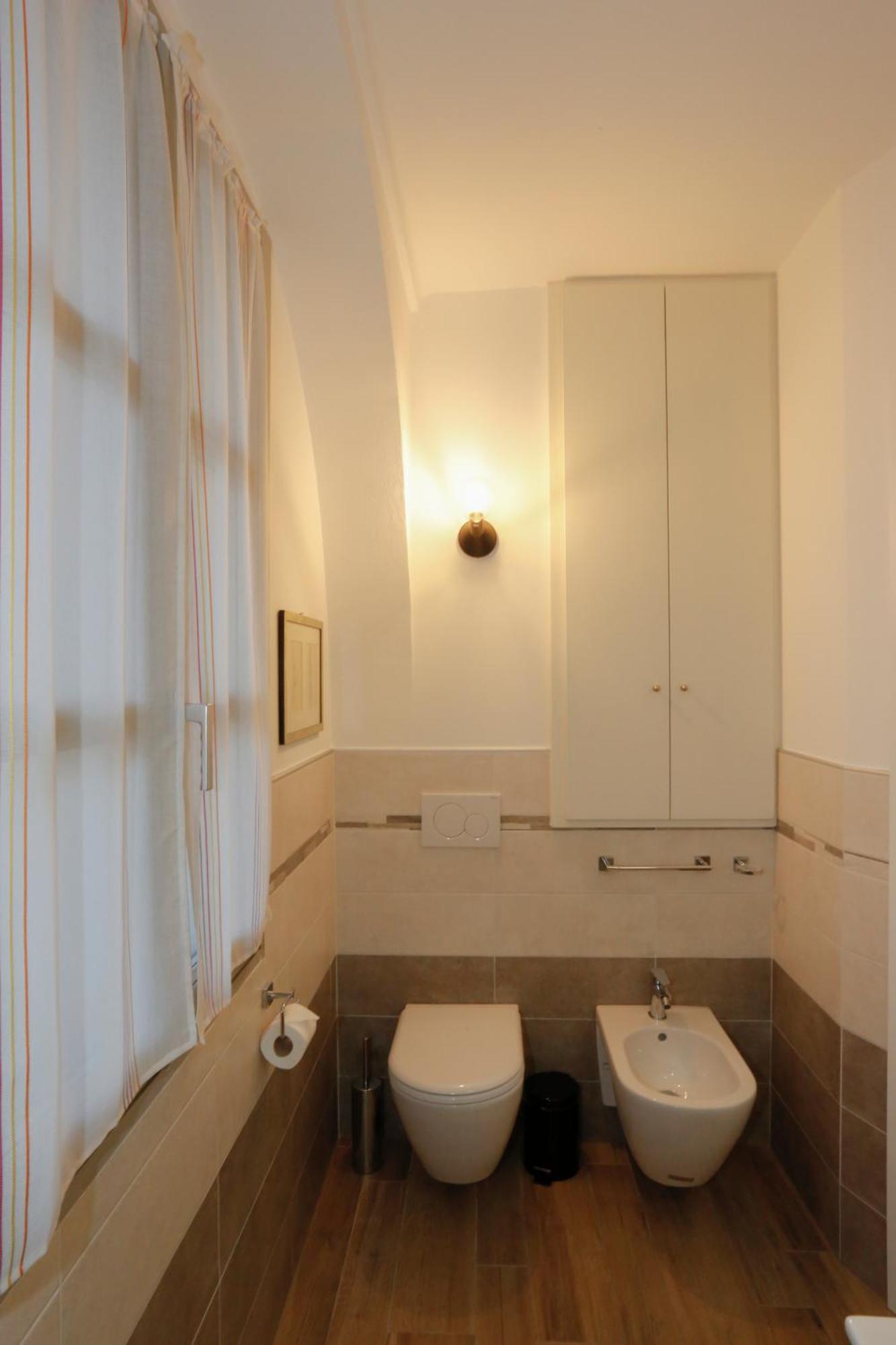 Via Roma Guest House Cherasco Exterior foto